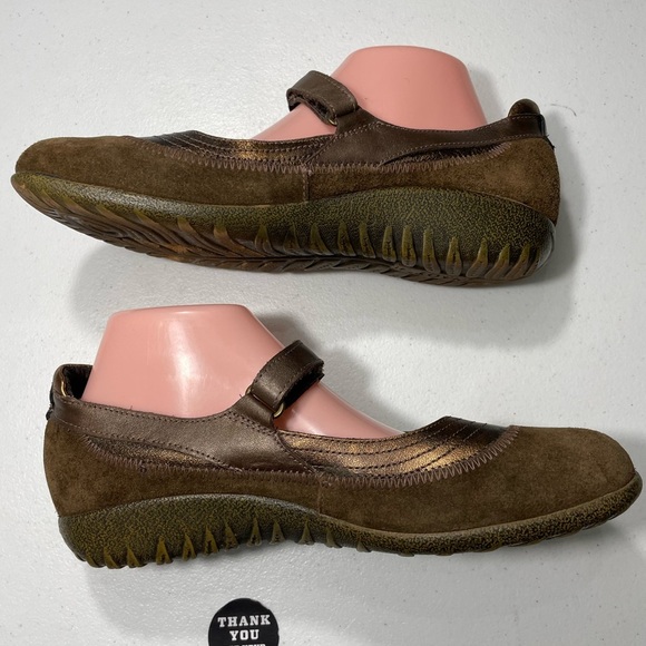Naot Dark Brown Mary Jane Flats Size 41 SB-AL - Picture 7 of 8
